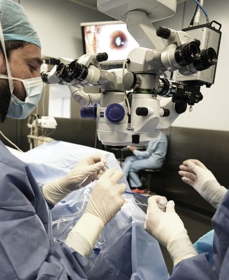 Otalmólogo cirugía de la presbicia